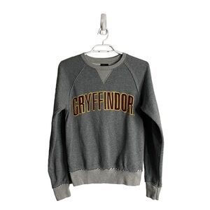 Universal Studios The Wizarding World of Harry Potter Gryffindor Sweatshirt
